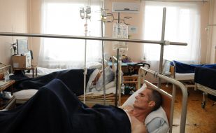 Soldiers at the Military Medical Clinical Center