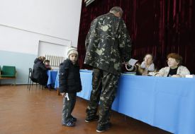 Voting in local elections in 2015 
