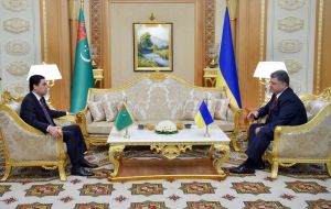 Petr Poroshenko and Gurbanguly Berdimuhamedov