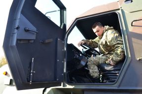 Виставка військової техніки