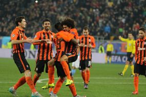 Playing moment of match