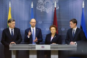 Algirdas Butkevicius, Arseniy Yatsenyuk, Laimdota Straujuma and Taavi Rõivas
