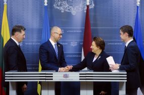 Algirdas Butkevicius, Arseniy Yatsenyuk, Laimdota Straujuma and Taavi Rõivas