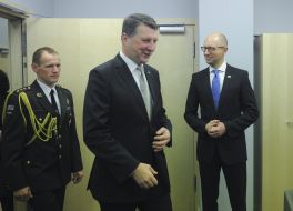 Arseniy Yatsenyuk and Raimonds Veyonis