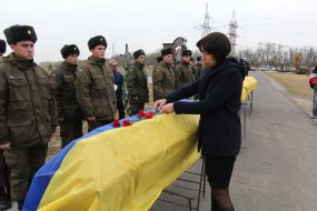 Церемонія поховання воїнів АТО