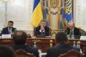 Arseniy Yatsenyuk,Petr Poroshenko and Vladimir Groisman