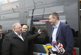 Vitaliy Klichko, Yuri Bubes