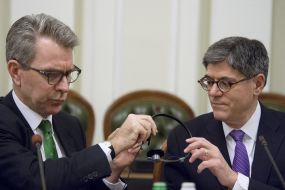 Джеффрі Пайєтт, Джейкоб Лью