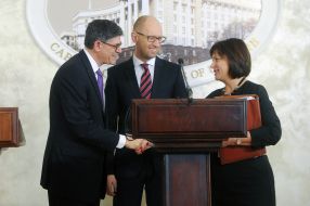 Наталія Яресько, Арсеній Яценюк та Джейкоб Лью