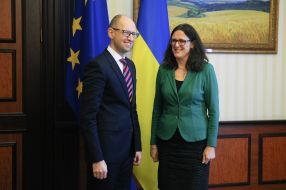 Arseniy Yatsenyuk and Cecilia Malmström