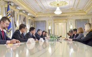 Петро Порошенко та Джейкоб Лью