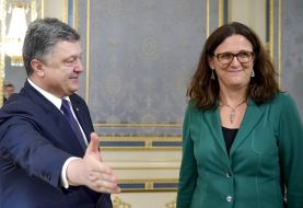 Petro Poroshenko and Cecilia Malmstrom