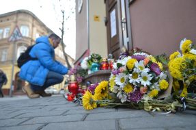 Flowers and candles at the Consulate of France