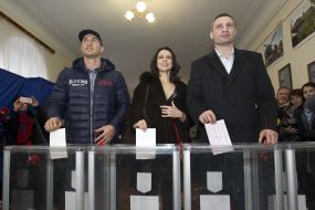 Vladimir Klichko, Natalya Klichko and Vitaliy Klichko