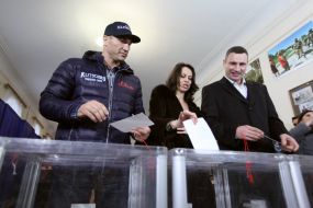 Vladimir Klichko, Natalya Klichko and Vitaliy Klichko