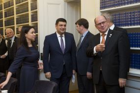 Vladimir Groisman and Urban Ahlin