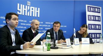 Florin Poenaru,  Dritan Taulla and Zlatko Vujovic