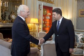 Vladimir Groisman and Carl XVI Gustaf