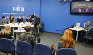 Лора Артюгина, Вилья Навицкаите, Милда Лаужикайте и Мариус Януконис