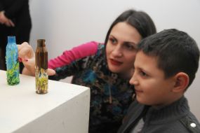 Drawings on cartridge case