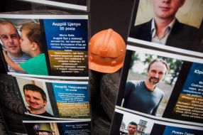 Hundreds Heavenly Heroes