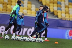 Тренировка игроков ФК "Реал" (Мадрид)