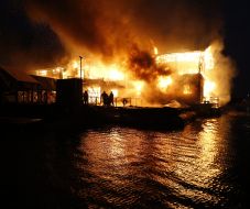 Пожежа в ресторані "Веранда на Дніпрі"