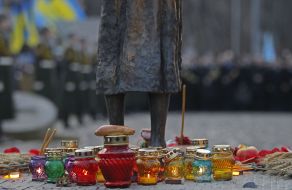 Скульптура «Гірка пам'ять дитинства»
