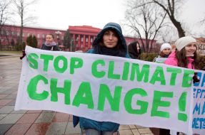Участники климатического марша