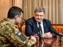 Зустріч Петра Порошенка та кіборга Андрія Гречанова