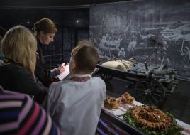 Marina Poroshenko with children