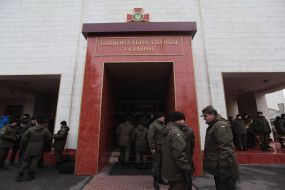 Військовослужбовці