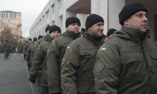 Військовослужбовці