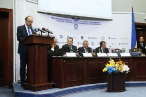 Геннадій Чижиков та Нікос Анастасіадіс