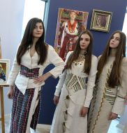 Благотворительный показ этно-коллекций