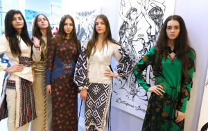 Благотворительный показ этно-коллекций