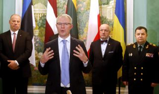 Participants of briefing
