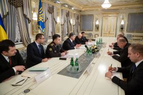 President of Ukraine met with the defense ministers of the Baltic States and Poland