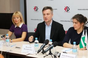 Oksana Golubova, Valentin Nalivaichenko and  Anna Kovalenko 