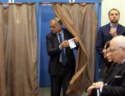 Vote for a candidate for the post of head of the Regional Council