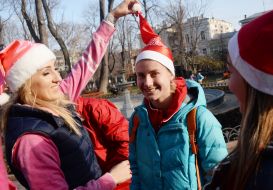 Международный рождественский забег Санта Клаусов