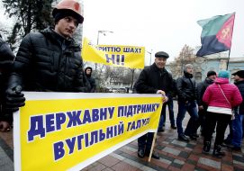The meeting of miners near parliament building