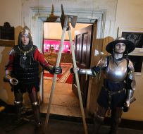 Exhibition "Crowns of the world"