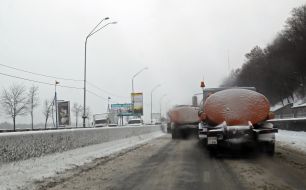 Winter service vehicle