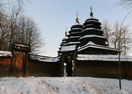 Wooden acting boykovskaya church