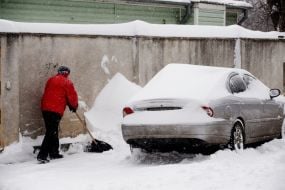 Уборка снега