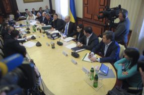 Meeting of Arseniy Yatsenyuk with the heads of law enforcement agencies