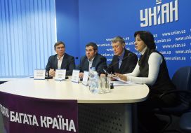 Alexander Olenchenko, Dmitry Karp, Andrew Garnat  and Julia Drogovoz