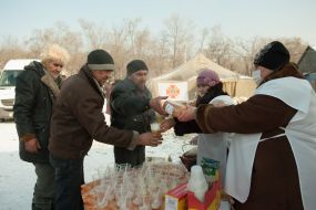 Red Cross staff handed out tea