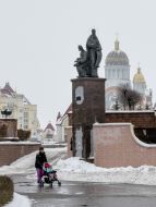Obolonska embankment